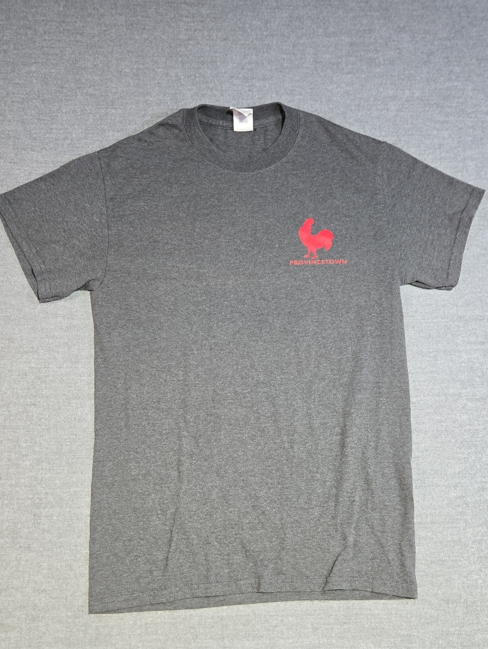 Far Land Provisions Provincetown P-Town Rooster T-Shirt Small Gray Cape Cod